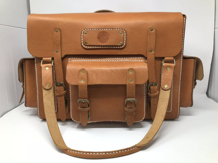 Professional Messenger Bag for the "Weekday Warrior" - Amopelle Co.
