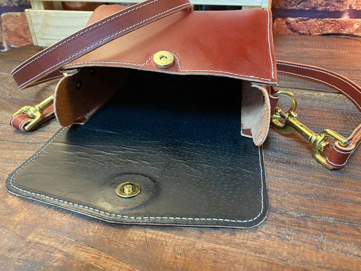 The Crossbody Leather Bag - Amopelle Co.
